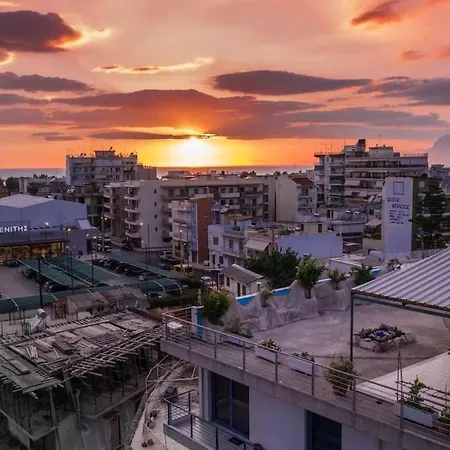 Deluxe οροφοδιαμέρισμα με υδρομασάζ κ' ταρατσόκηπο *